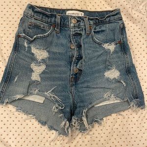 Abercrombie curve love distressed shorts